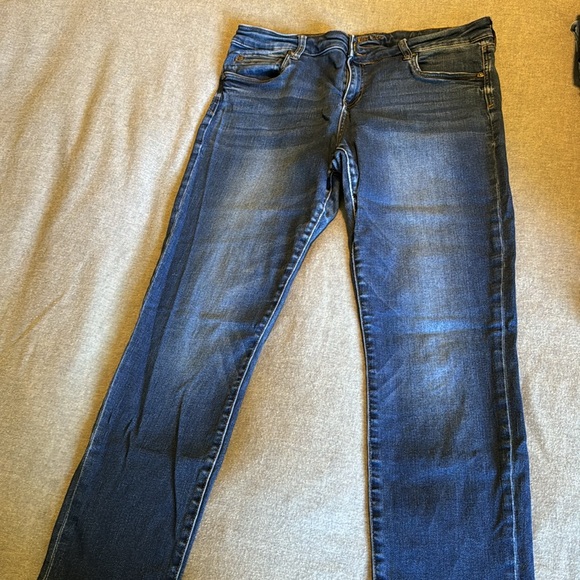 Kut from the Kloth Toothpick Skinny Jeans - 14 - Picture 6 of 11